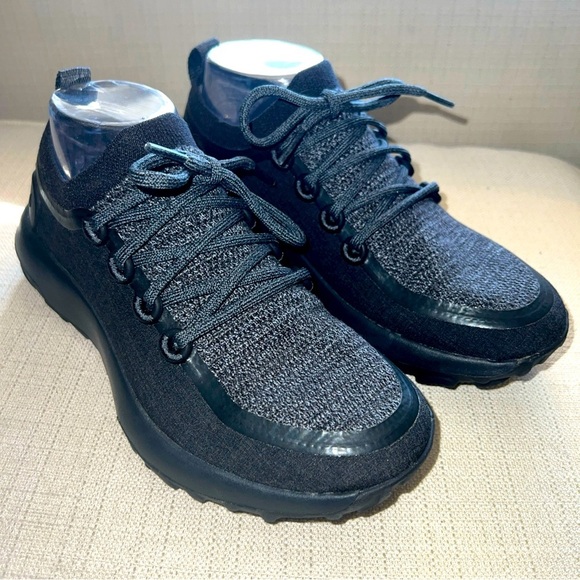 Allbirds Women's Trail Runners SWT Charcoal Size 7.5M EXCELLENT - Picture 1 of 11